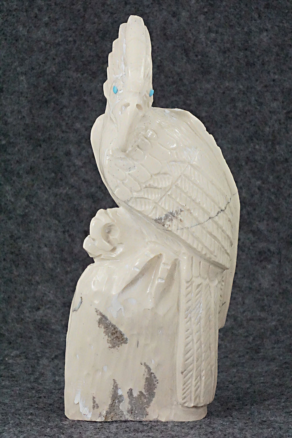 Parrot Zuni Fetish Carving - Derrick Kaamasee