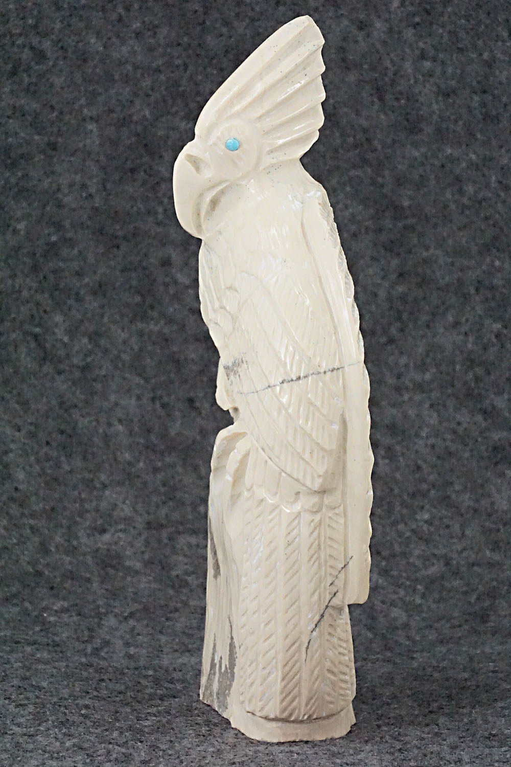 Parrot Zuni Fetish Carving - Derrick Kaamasee