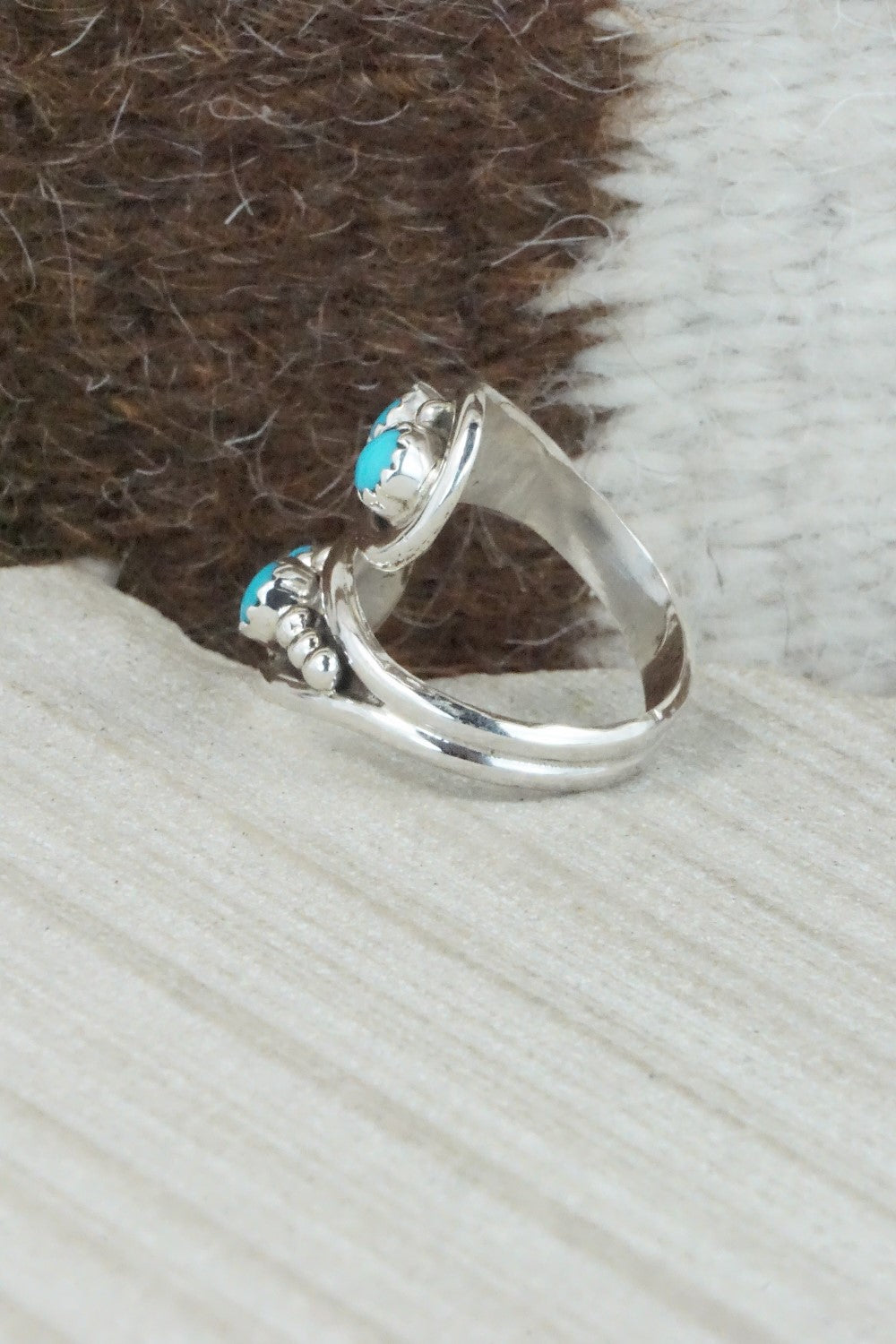 Turquoise & Sterling Silver Ring - Genevieve Francisco - Size 7