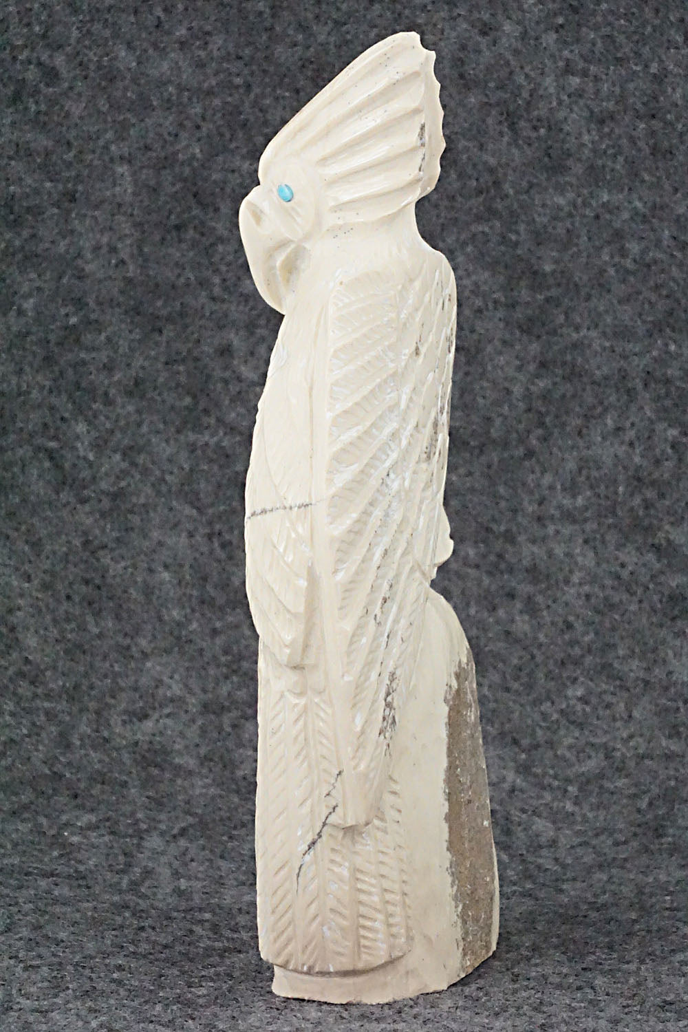 Parrot Zuni Fetish Carving - Derrick Kaamasee