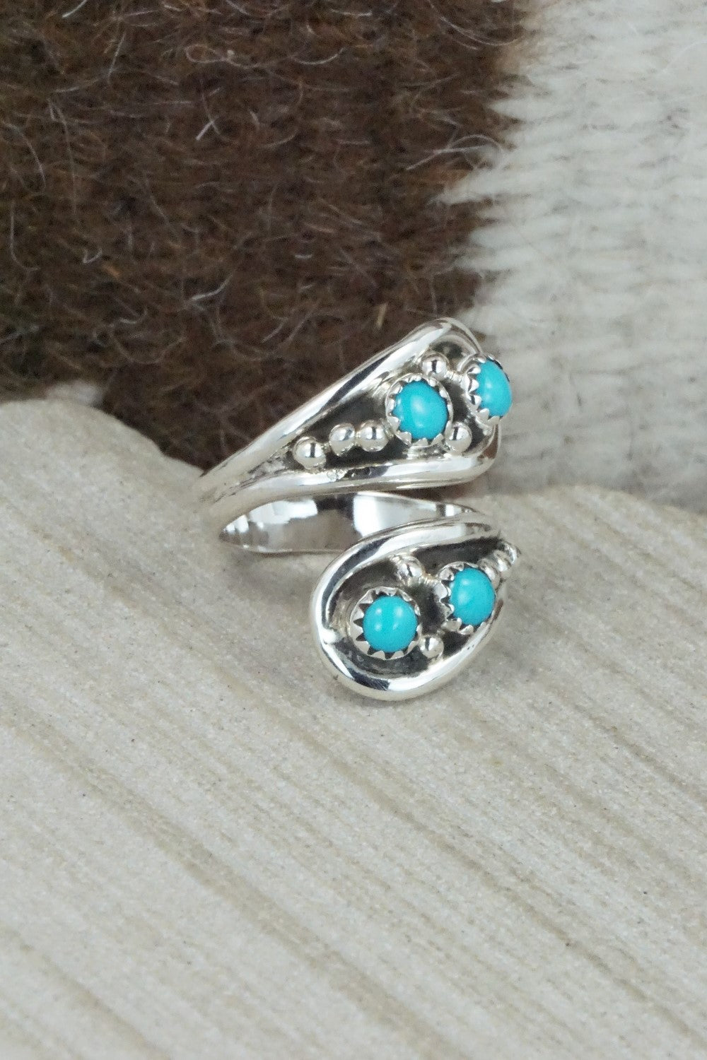 Turquoise & Sterling Silver Ring - Genevieve Francisco - Size 7