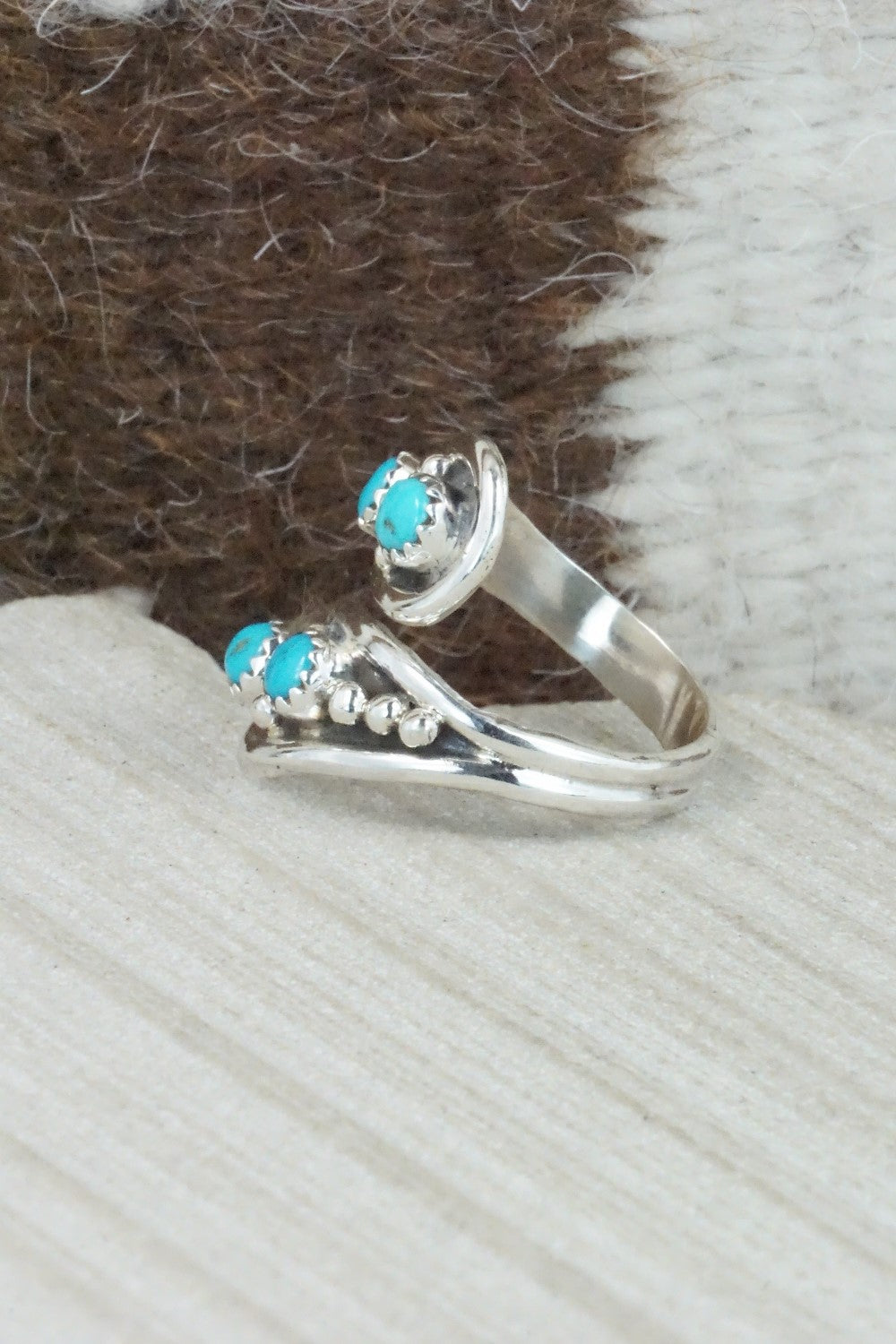 Turquoise & Sterling Silver Ring - Genevieve Francisco - Size 8