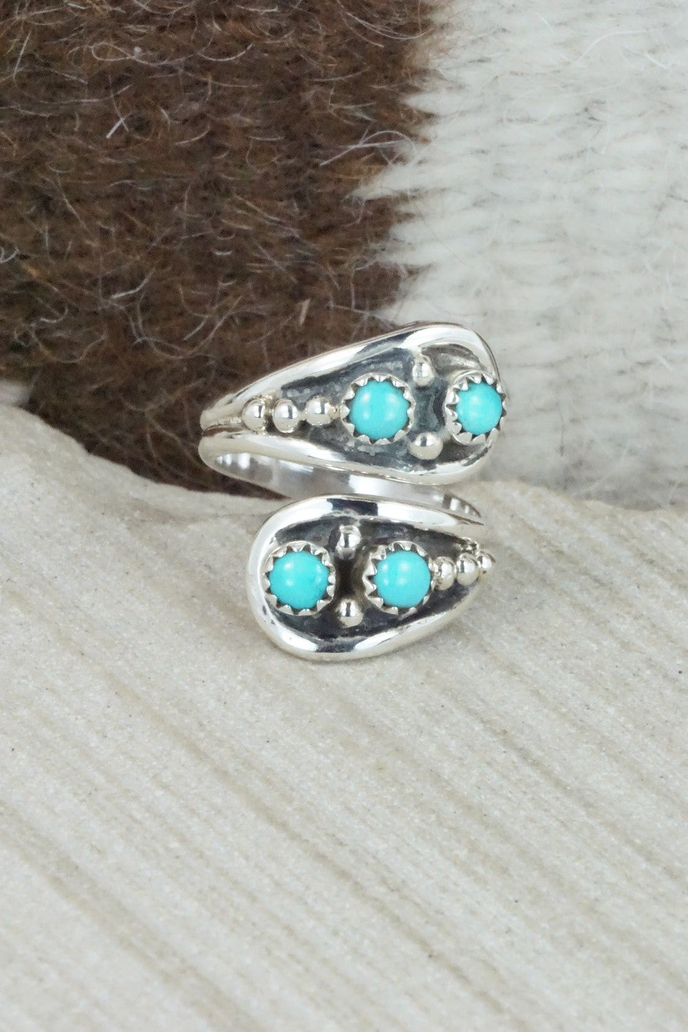 Turquoise & Sterling Silver Ring - Genevieve Francisco - Size 7