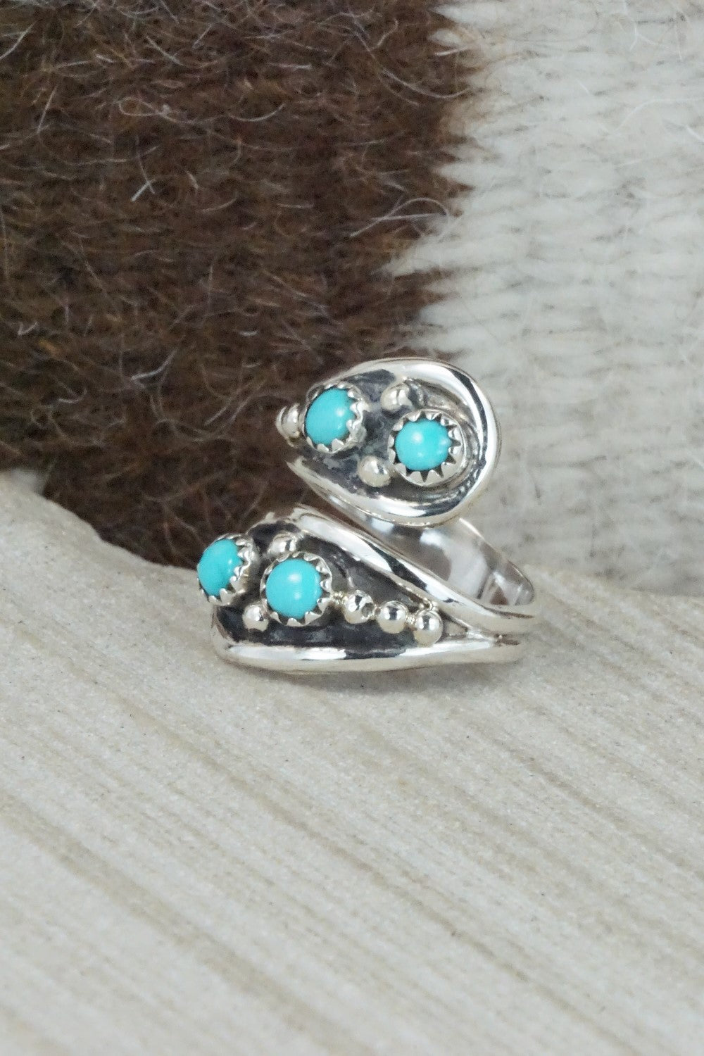 Turquoise & Sterling Silver Ring - Genevieve Francisco - Size 7