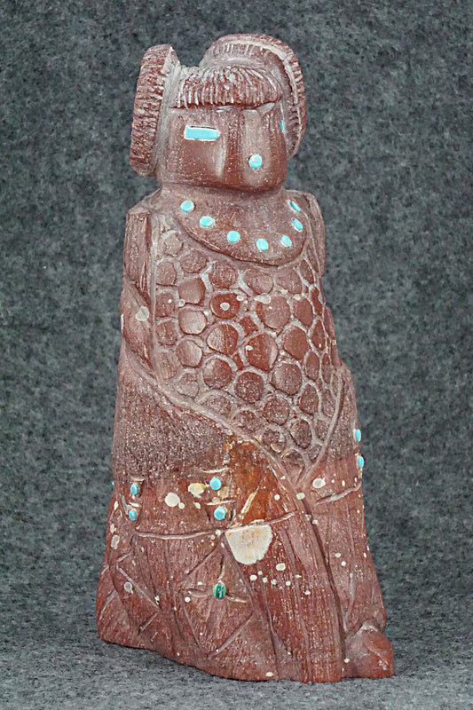 Corn Maiden Zuni Fetish Carving - Derrick Kaamasee