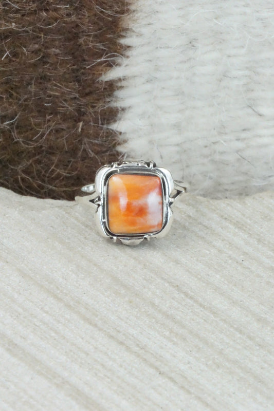 Spiny Oyster & Sterling Silver Ring - Rosie Ross - Size 6.75