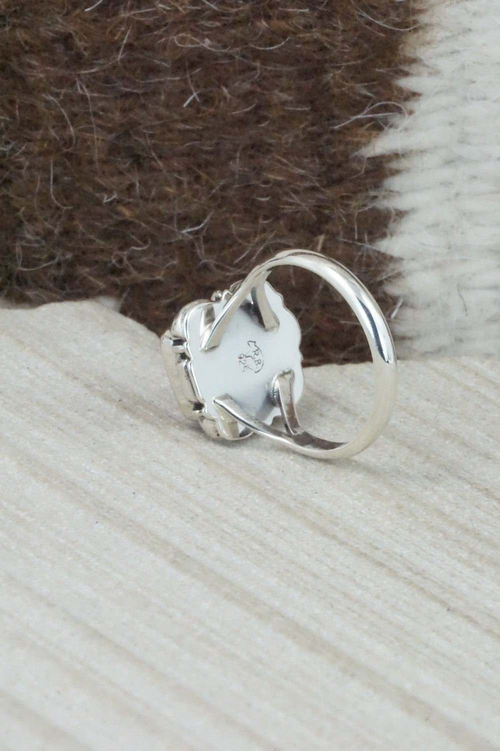 Spiny Oyster & Sterling Silver Ring - Rosie Ross - Size 6.75