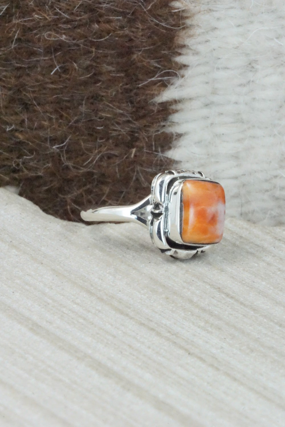 Spiny Oyster & Sterling Silver Ring - Rosie Ross - Size 6.75