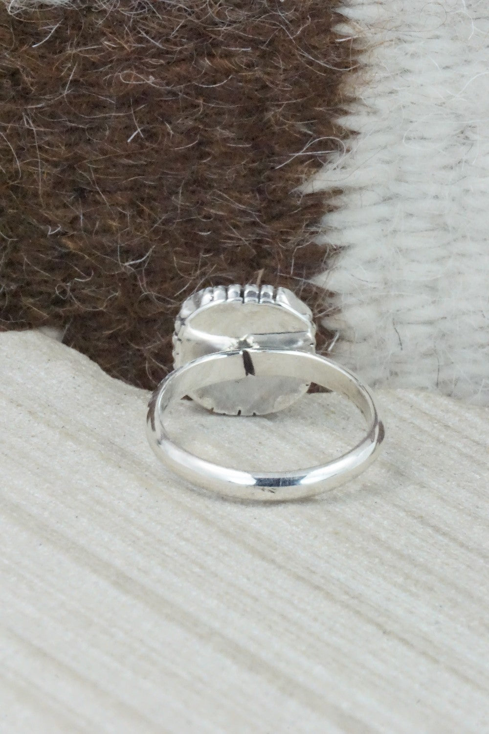 Spiny Oyster & Sterling Silver Ring - Rosie Ross - Size 9.25