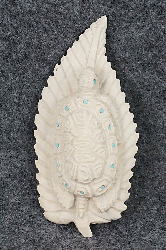 Turtle Zuni Fetish Carving - Adrian Cachini