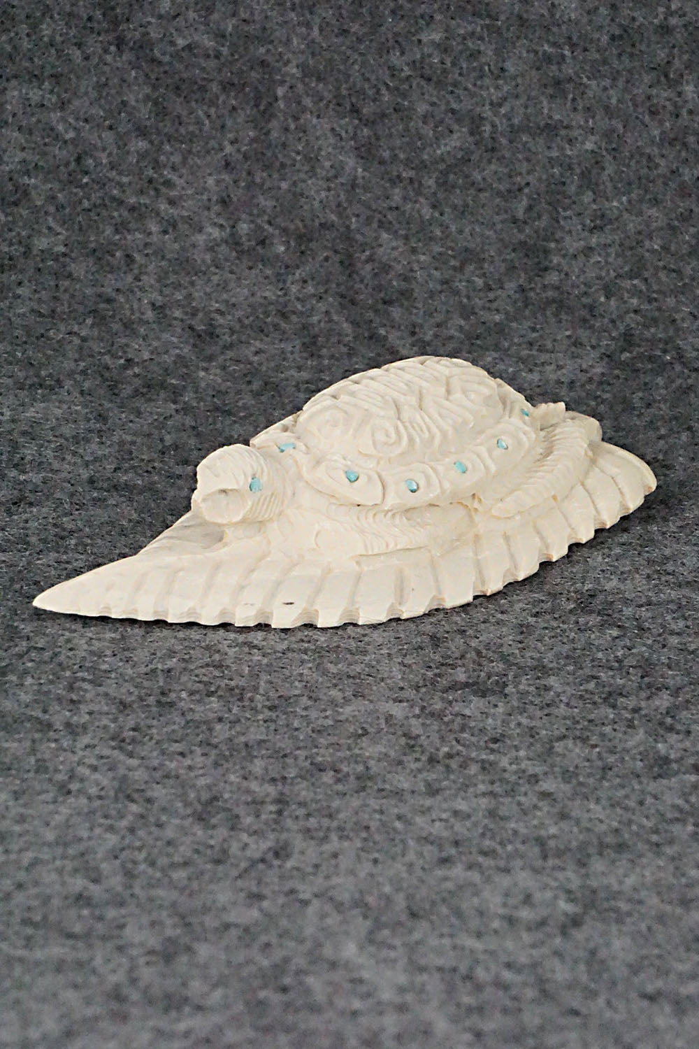 Turtle Zuni Fetish Carving - Adrian Cachini