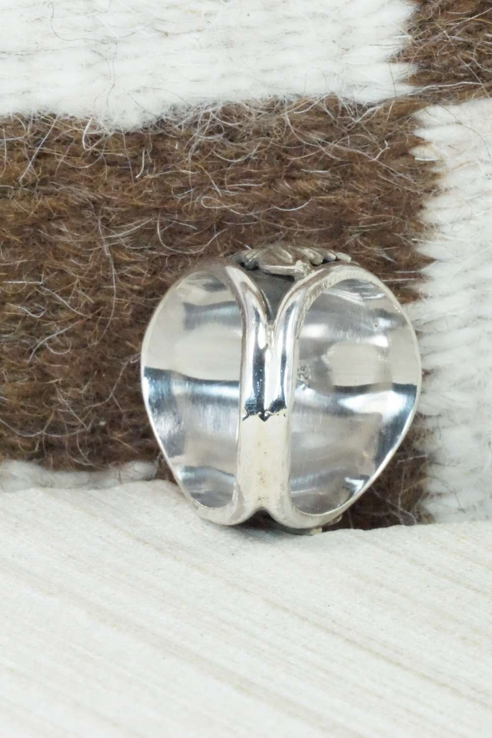 Turquoise & Sterling Silver Ring - Jeanette Saunders - Size 12.5