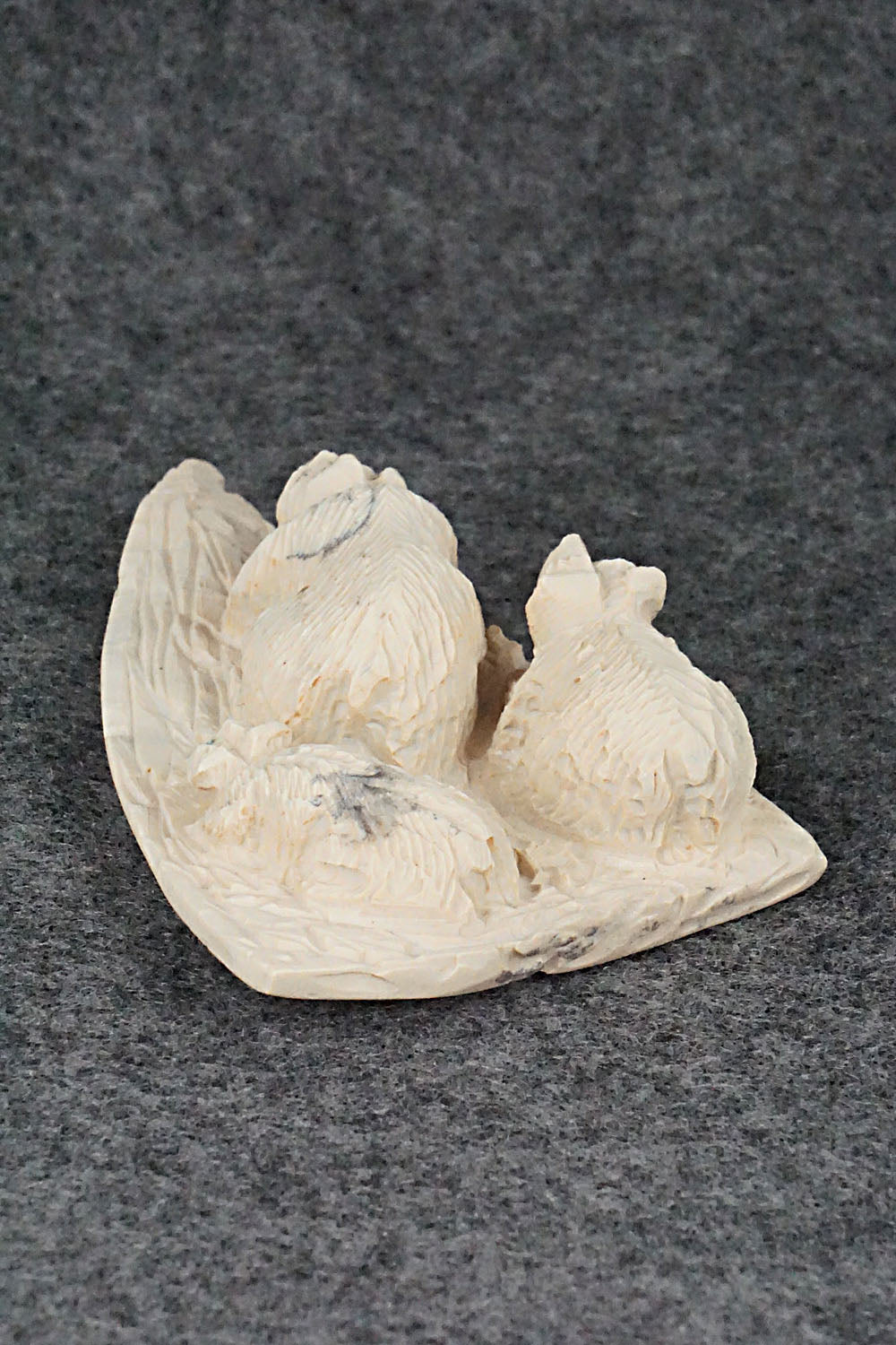Bears Zuni Fetish Carving - Adrian Cachini