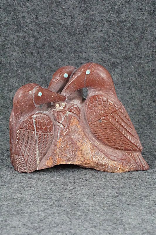 Hummingbirds Zuni Fetish Carving - Carlton Kaamasee