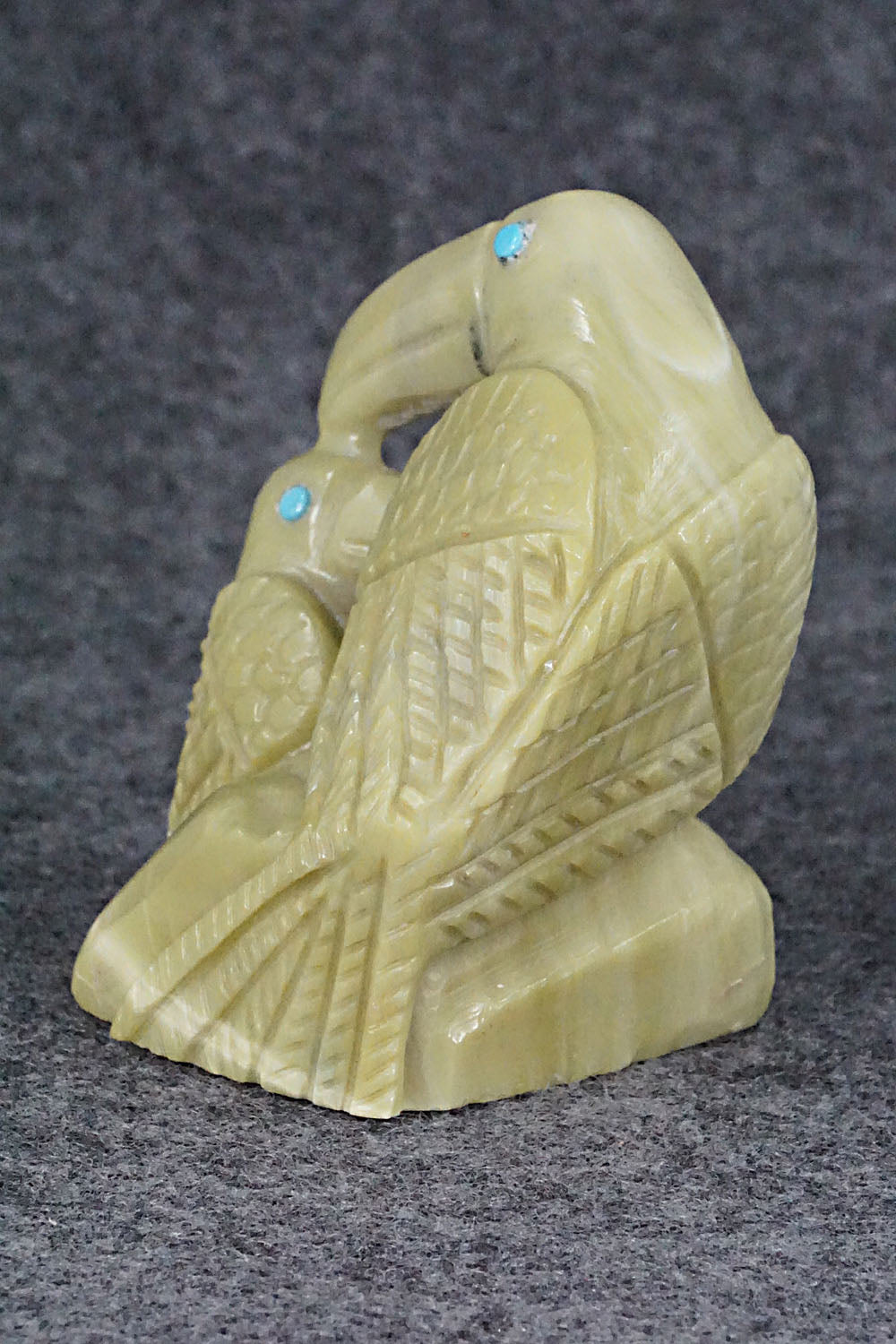 Eagles Zuni Fetish Carving - Carlton Kaamasee