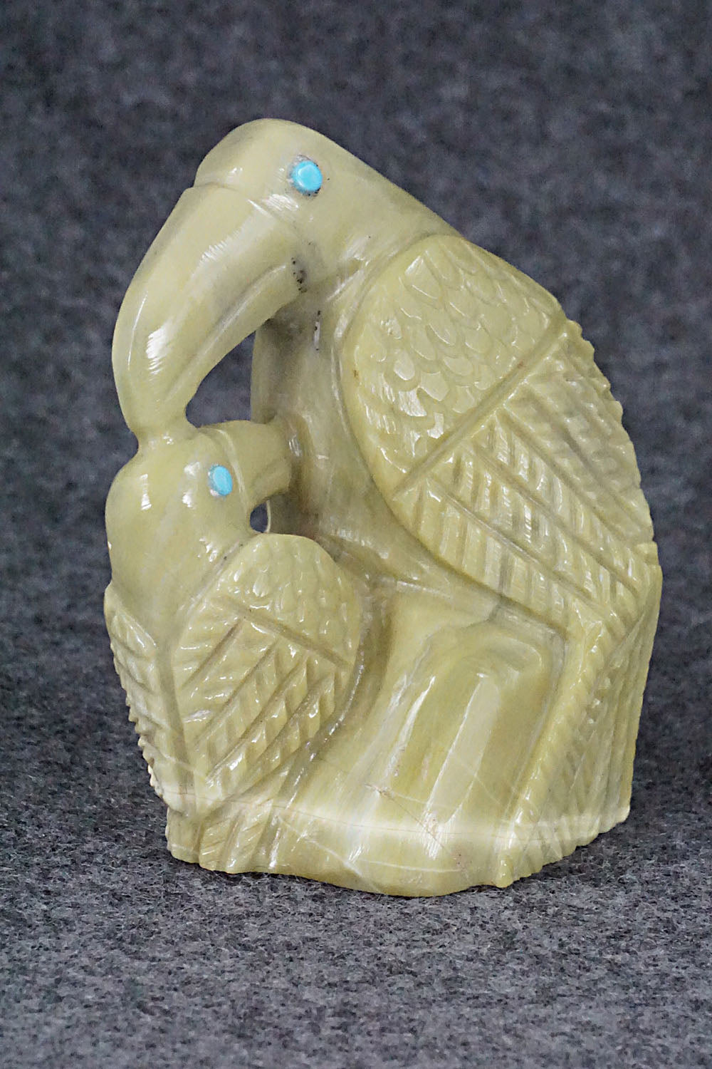 Eagles Zuni Fetish Carving - Carlton Kaamasee