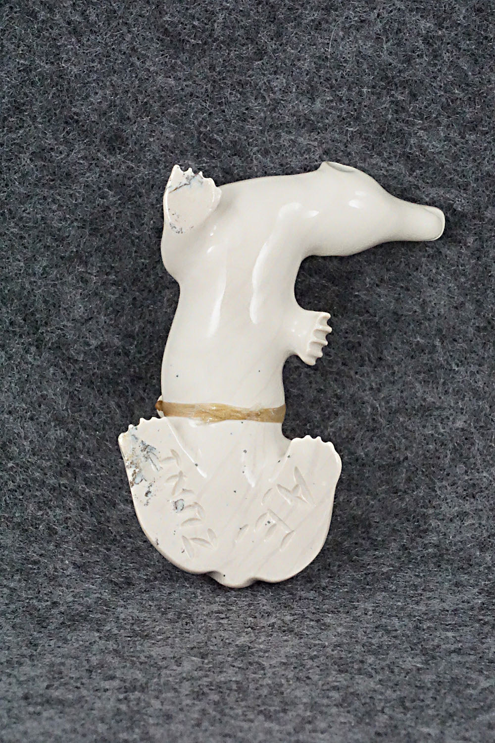 Bear Zuni Fetish Carving - Albert Eustace