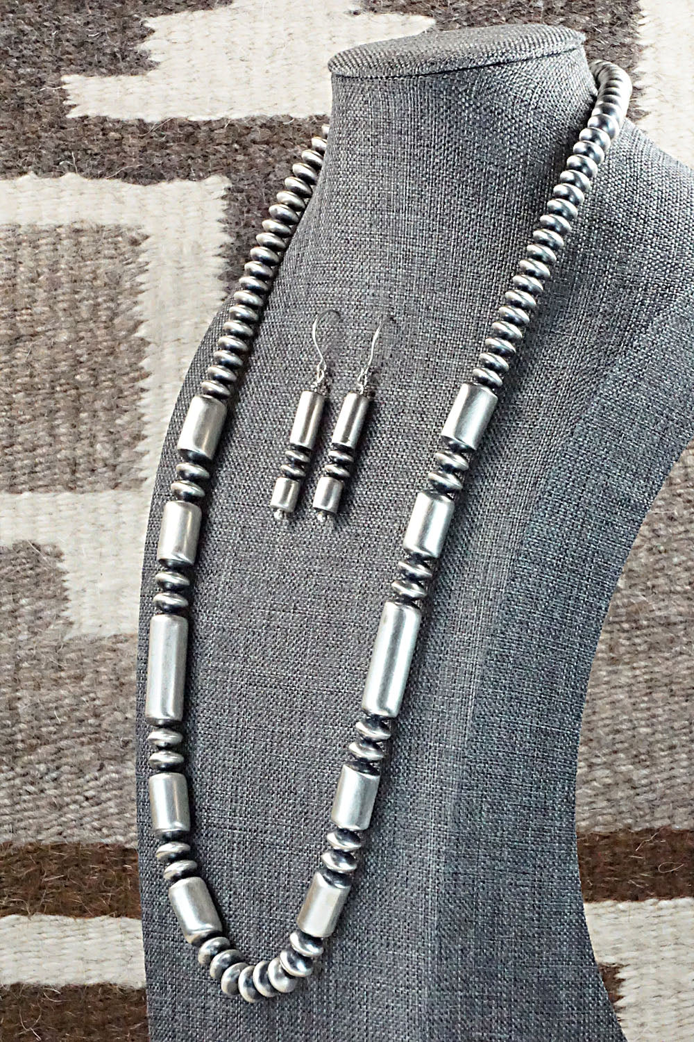 Navajo Pearl Sterling Silver Necklace Set - Jan Mariano