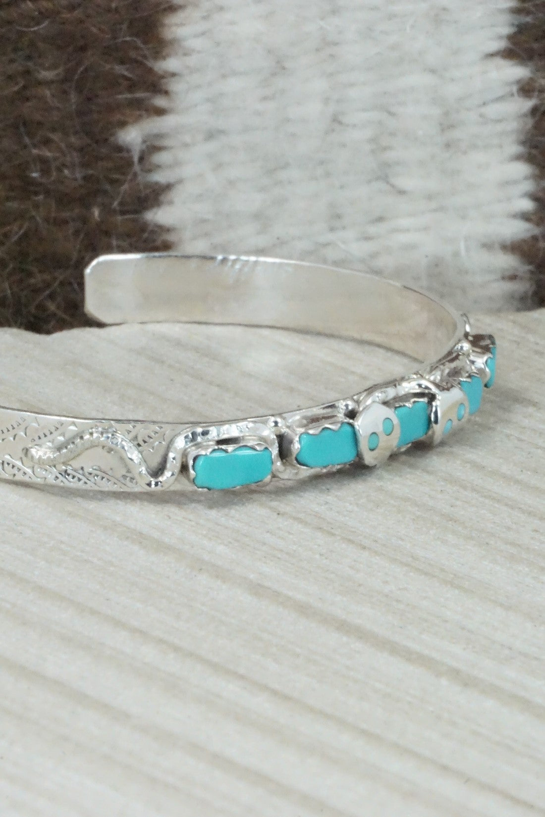 Turquoise & Sterling Silver Bracelet - Joy Calavaza