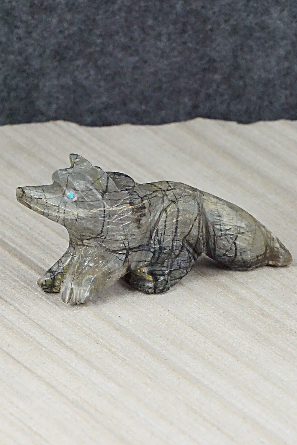 Wolf Zuni Fetish Carving - Tony Mackel