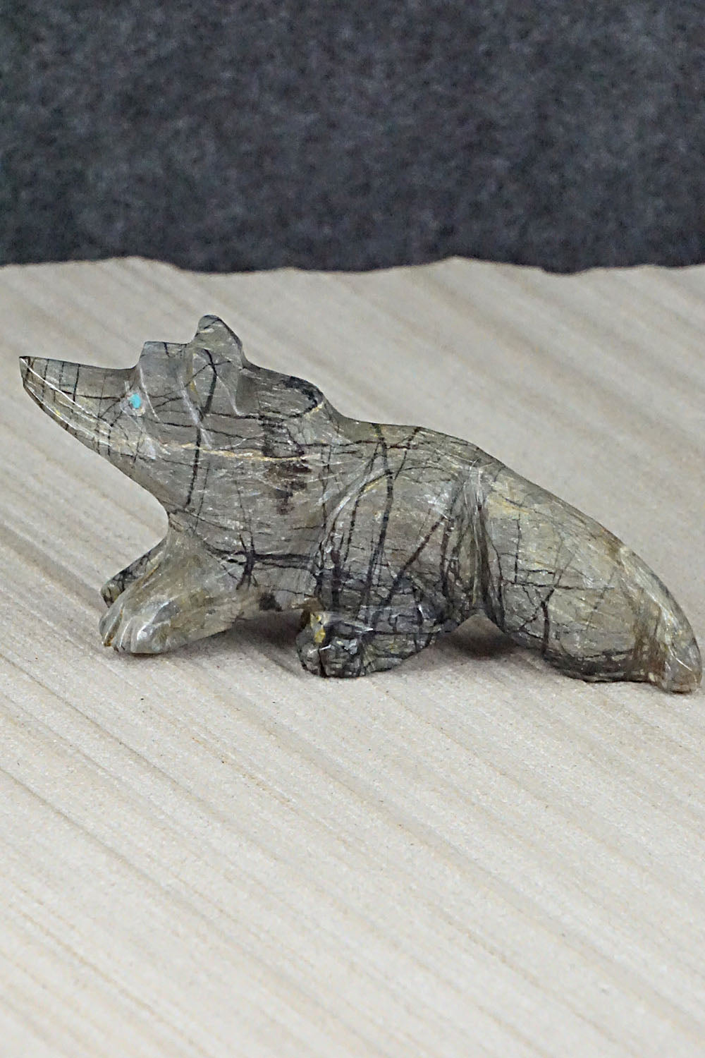 Wolf Zuni Fetish Carving - Tony Mackel