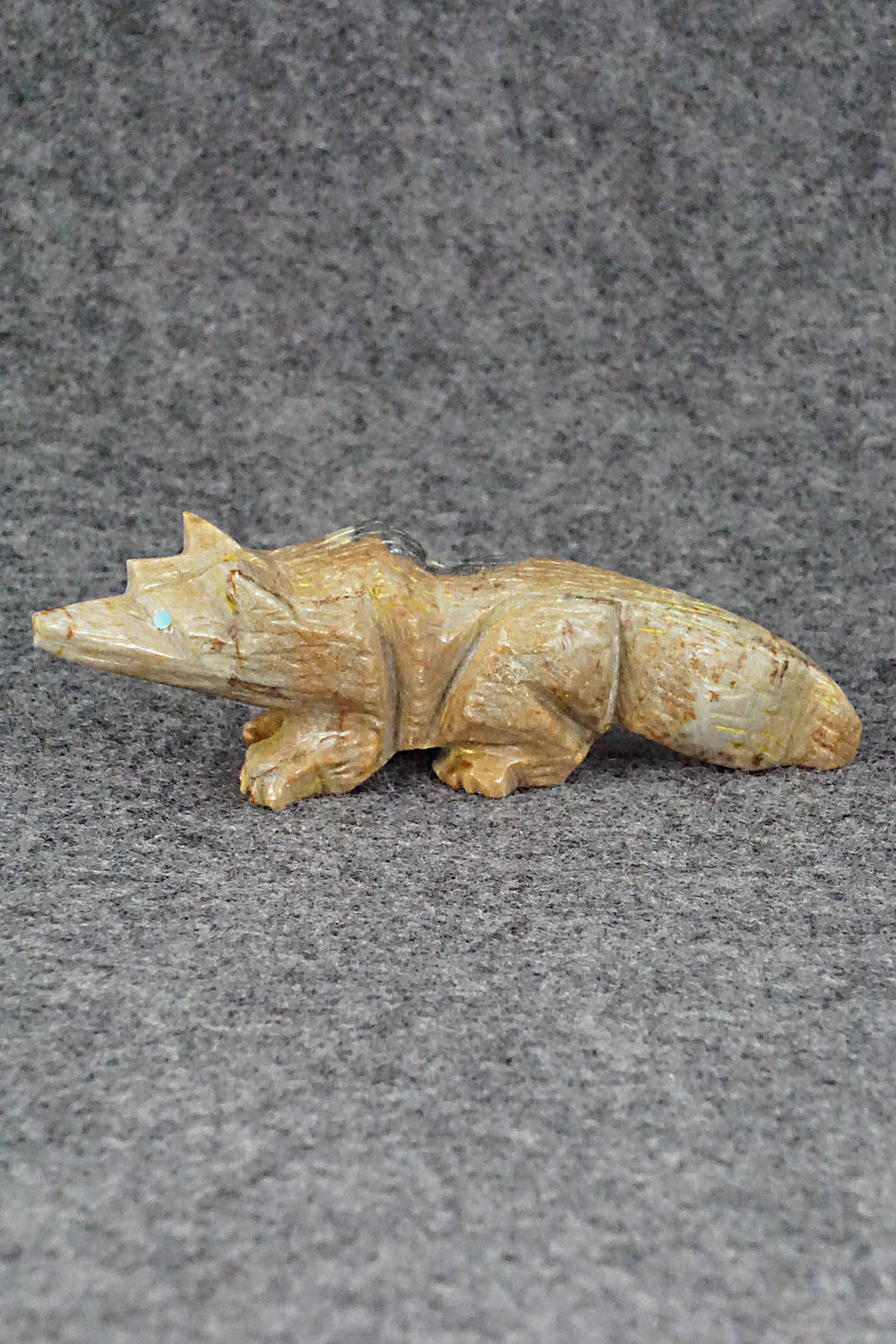 Wolf Zuni Fetish Carving - Tony Mackel