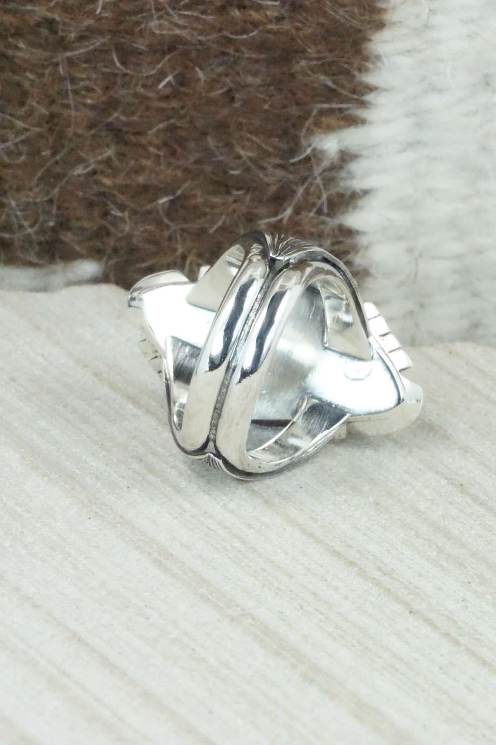 Turquoise & Sterling Silver Ring - Harold Becenti - Size 7.75