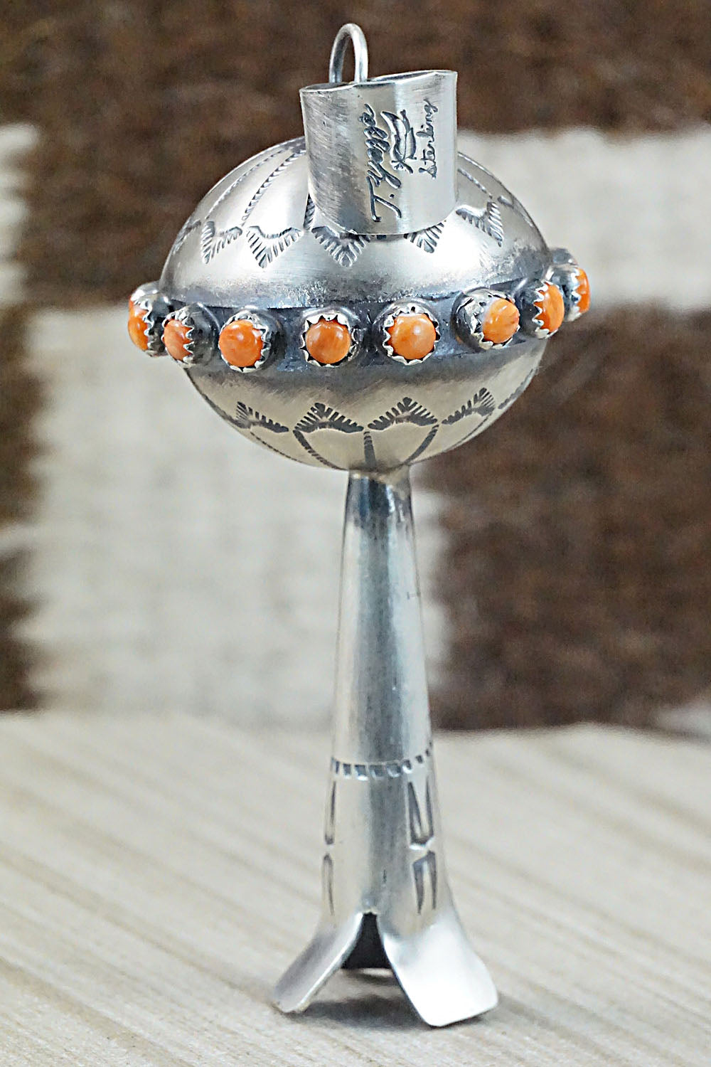 Spiny Oyster & Sterling Silver Pendant - Tim Yazzie