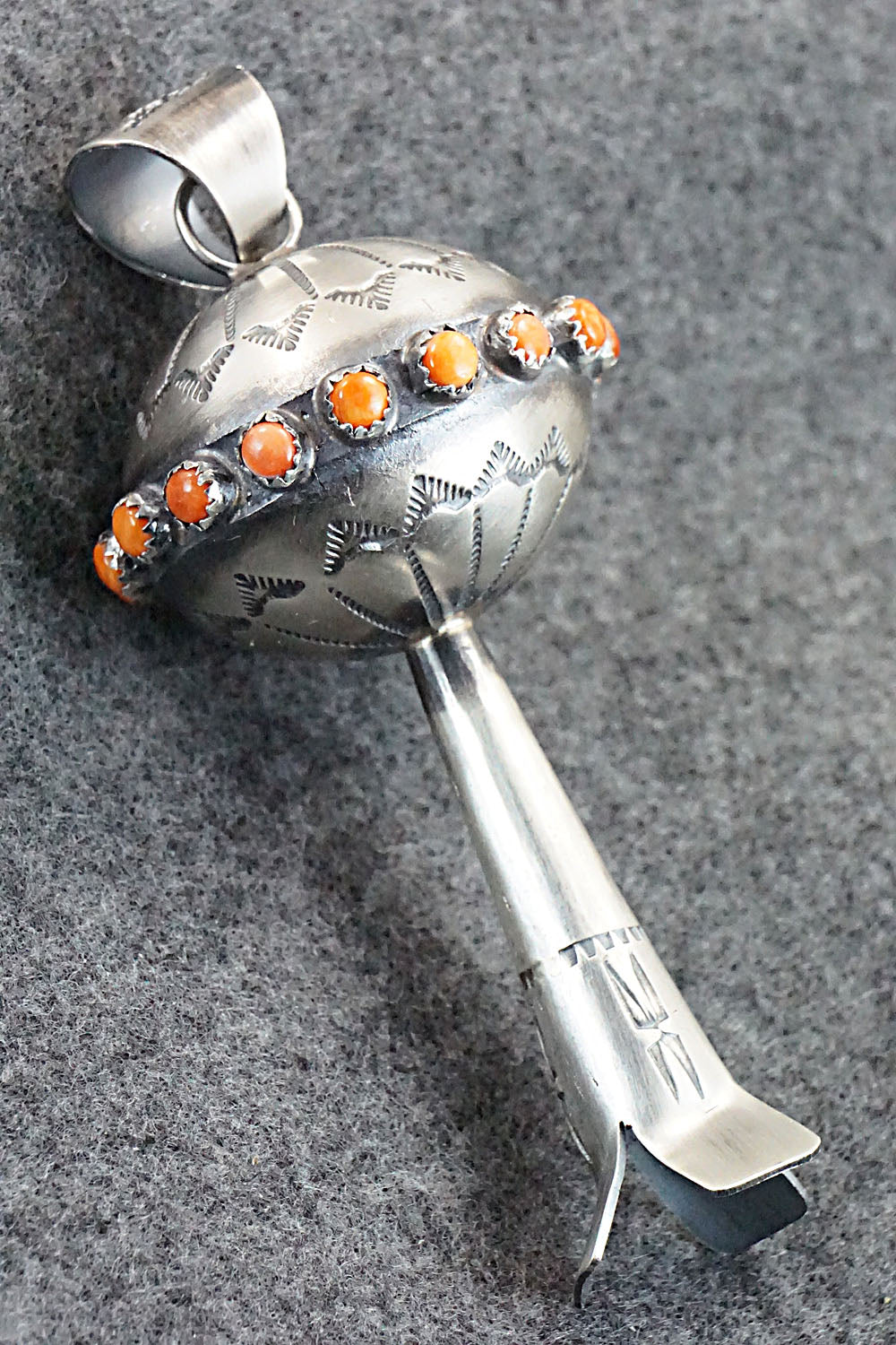 Spiny Oyster & Sterling Silver Pendant - Tim Yazzie
