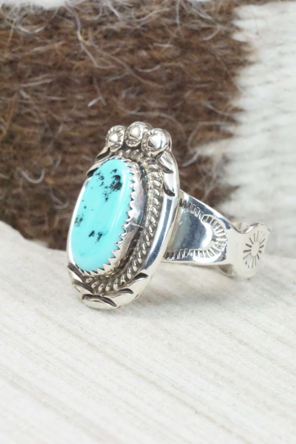 Turquoise & Sterling Silver Ring - Size 10.5