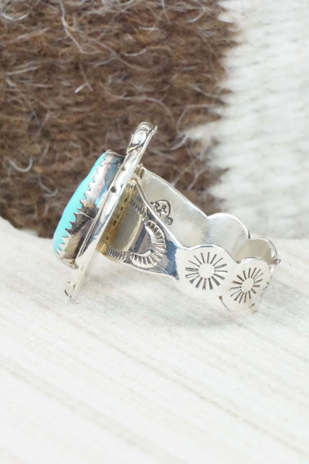 Turquoise & Sterling Silver Ring - Size 10.5
