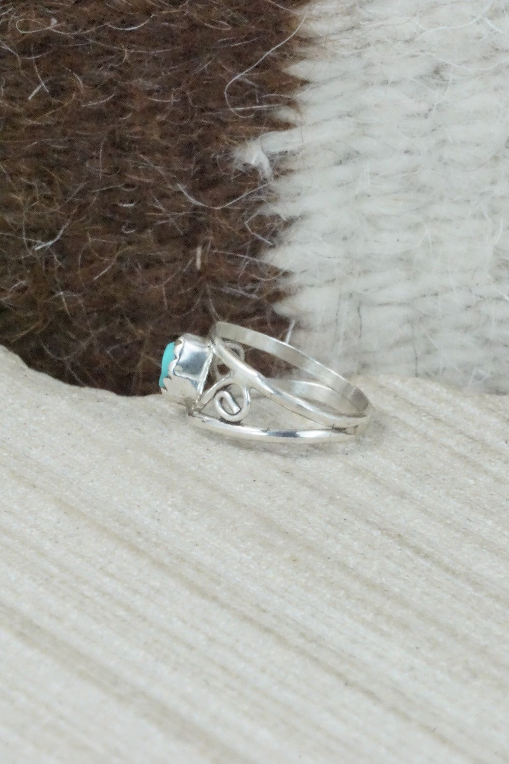 Turquoise and Sterling Silver Ring - Judy Lincoln - Size 1.25