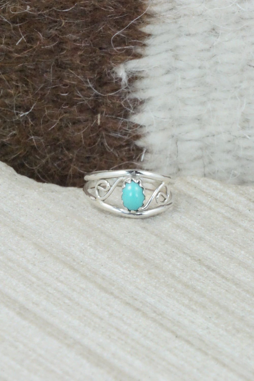 Turquoise and Sterling Silver Ring - Judy Lincoln - Size 2.75