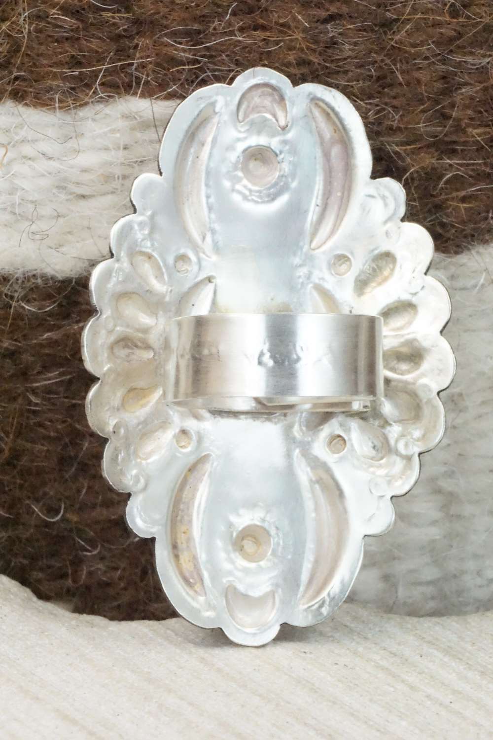 Coral & Sterling Silver Ring - Leander Tahe - Size 9