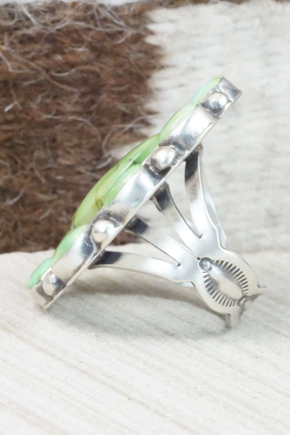 Turquoise & Sterling Silver Ring - Tom Lewis - Size 8