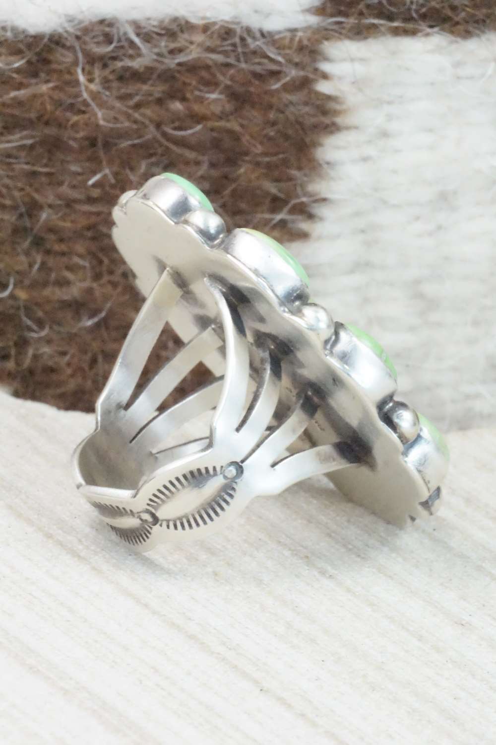 Turquoise & Sterling Silver Ring - Tom Lewis - Size 8