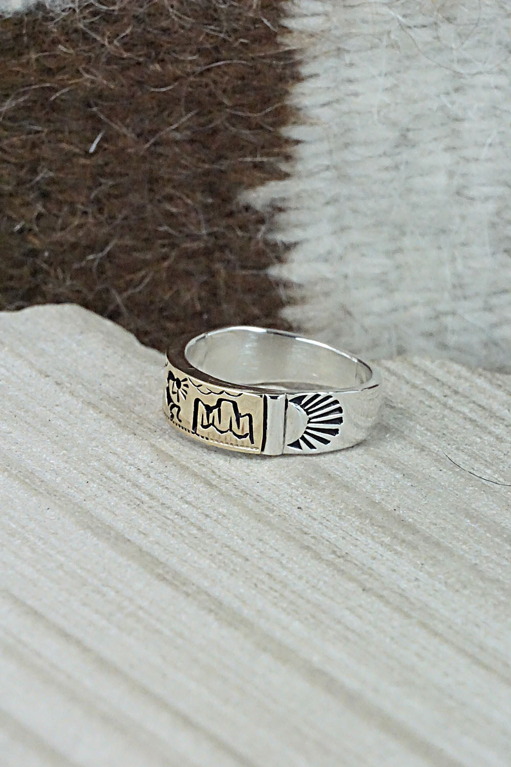 Sterling Silver Ring - Navajo - Size 7.75