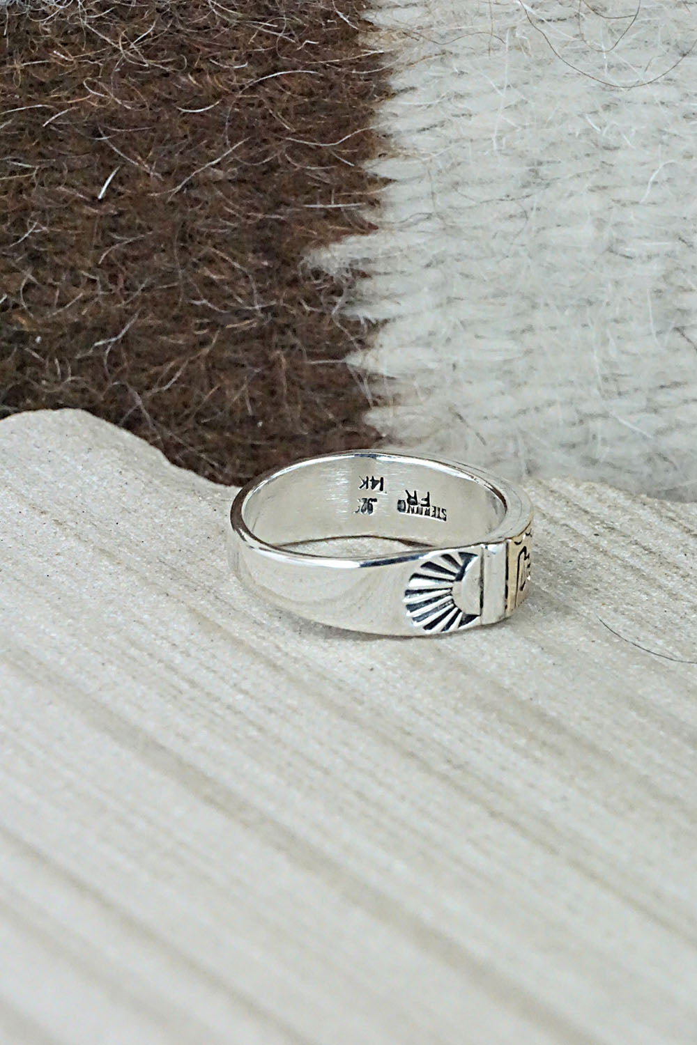 Sterling Silver Ring - Navajo - Size 7.75