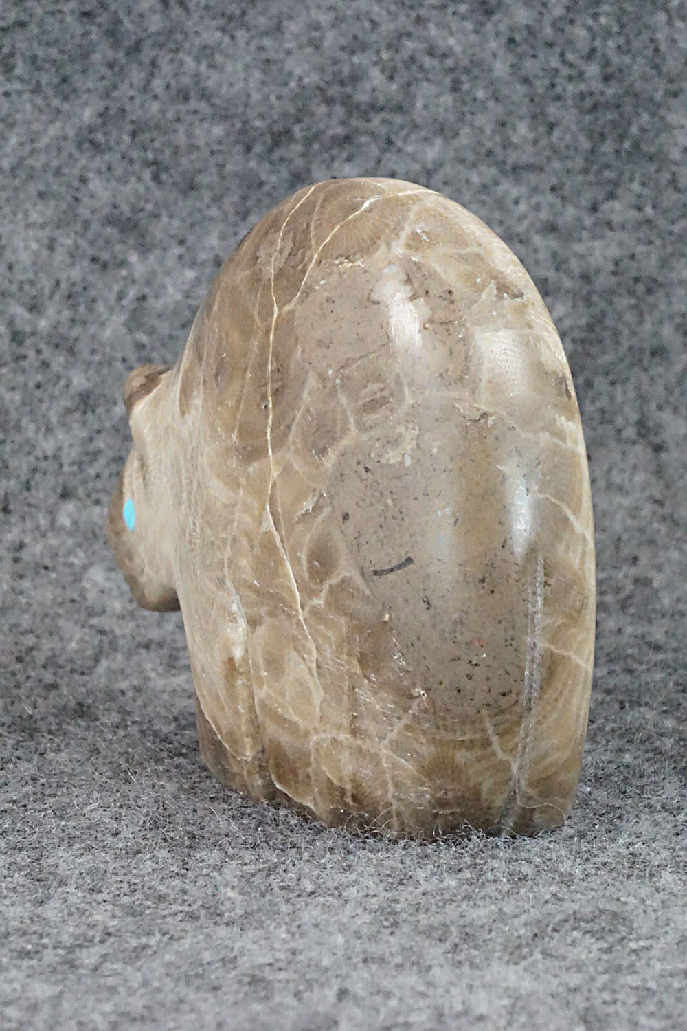 Bear Zuni Fetish Carving - Ronnie Lunasee
