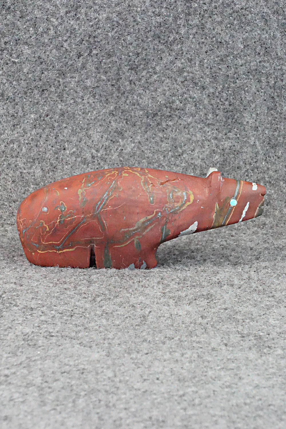 Bear Zuni Fetish Carving - Ronnie Lunasee