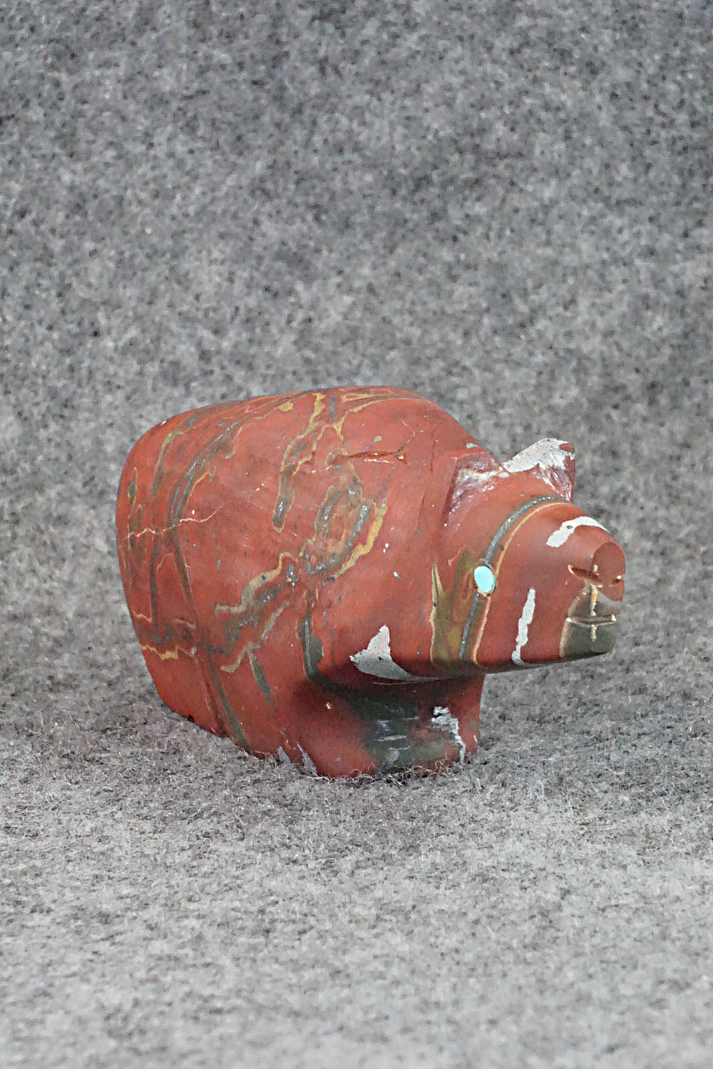 Bear Zuni Fetish Carving - Ronnie Lunasee