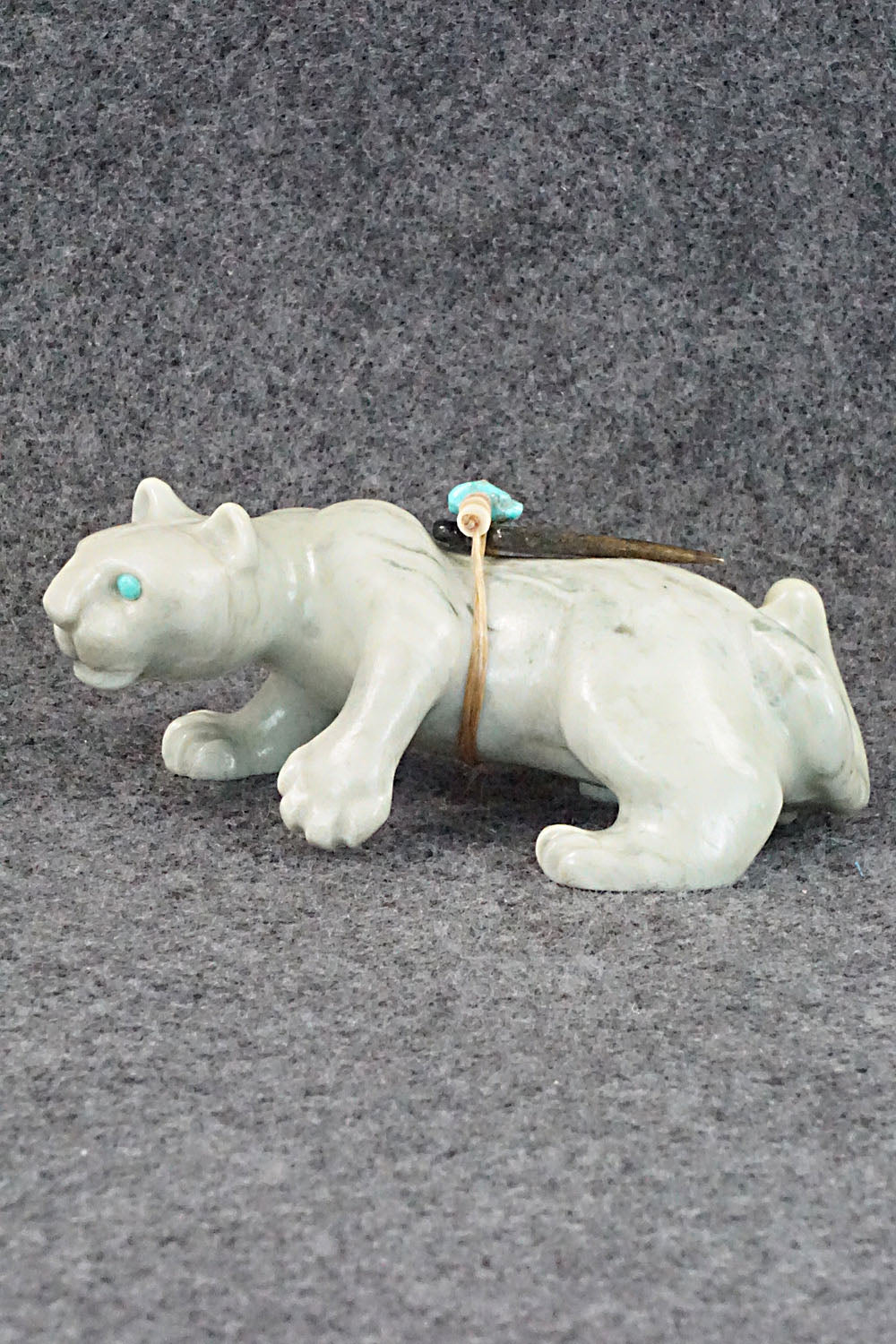 Mountain Lion Zuni Fetish Carving - Albert Eustace