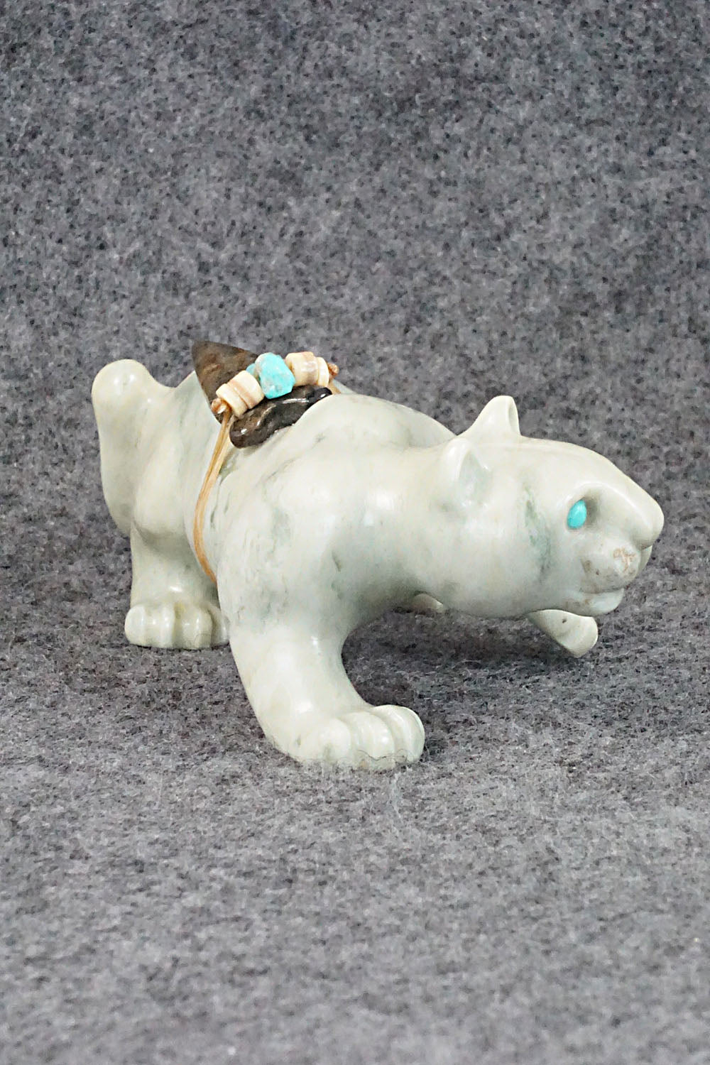 Mountain Lion Zuni Fetish Carving - Albert Eustace