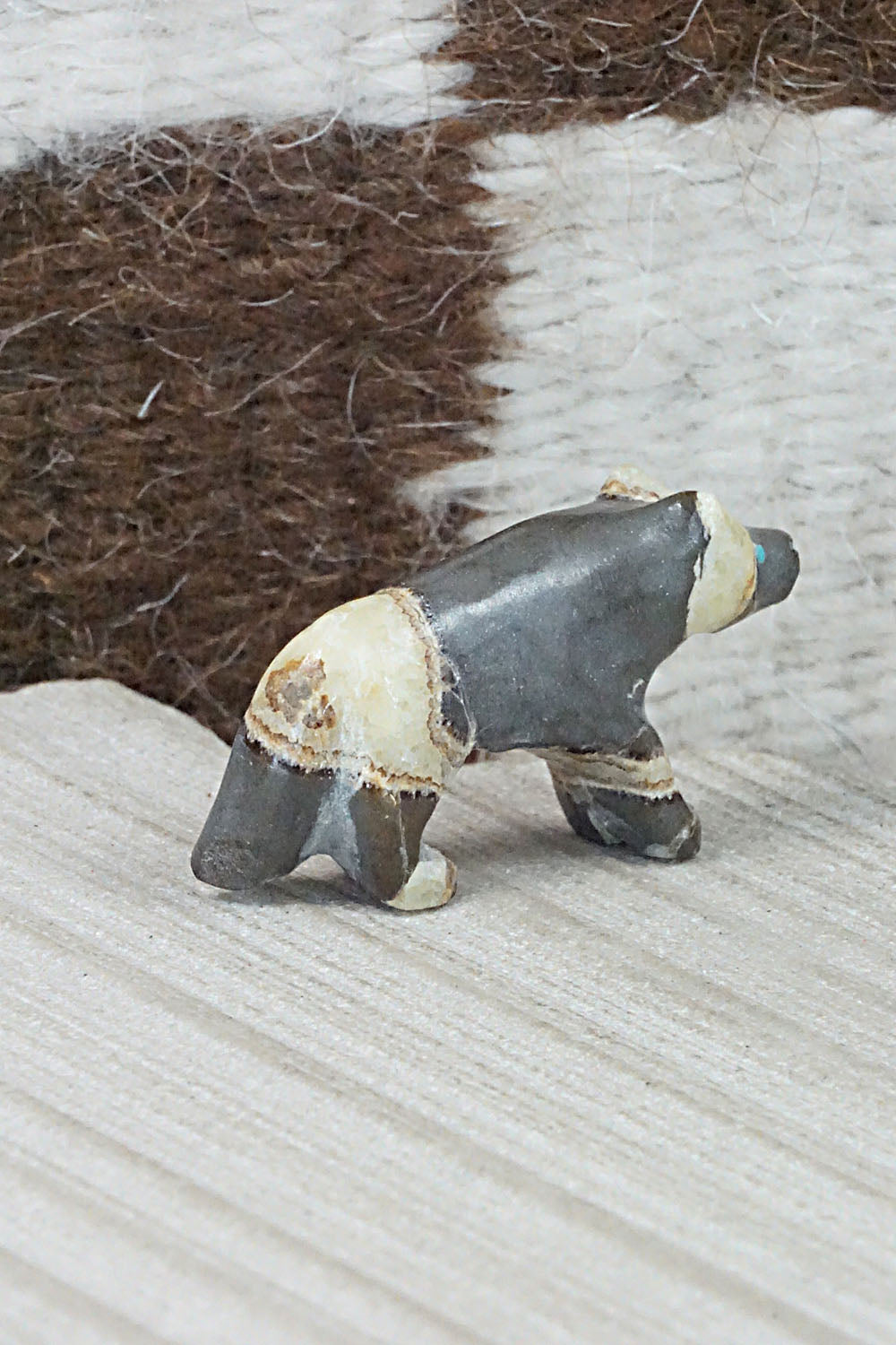 Wolf Zuni Fetish Carving - Cody Nastacio