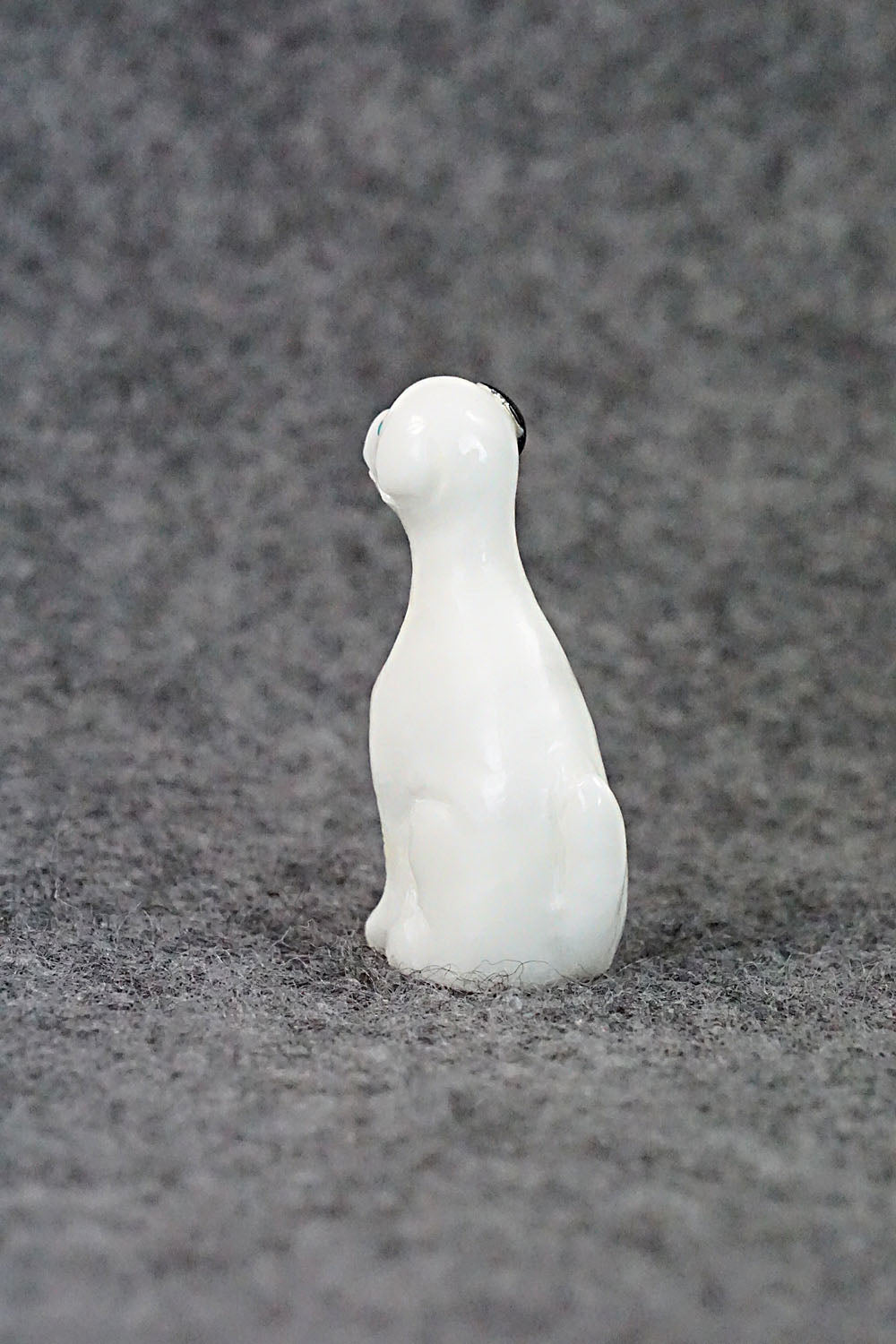 Dog Zuni Fetish Carving - Cody Nastacio