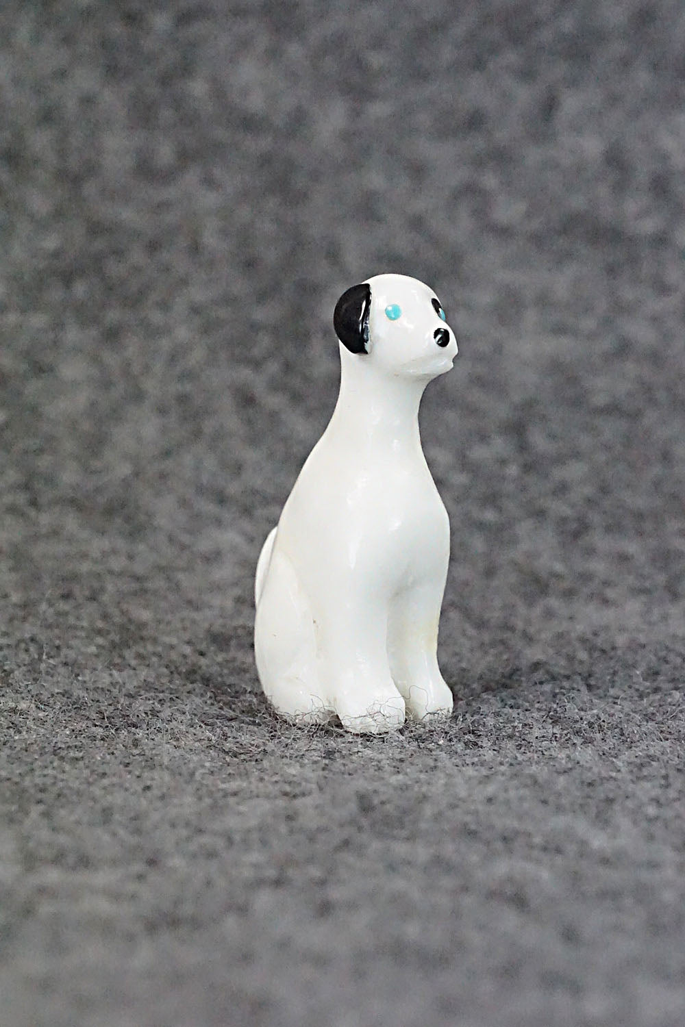 Dog Zuni Fetish Carving - Cody Nastacio
