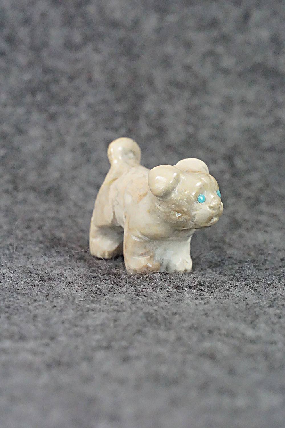 Dog Zuni Fetish Carving - Cody Nastacio