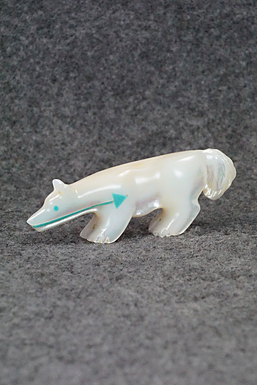 Wolf Zuni Fetish Carving - Andres Quandelacy