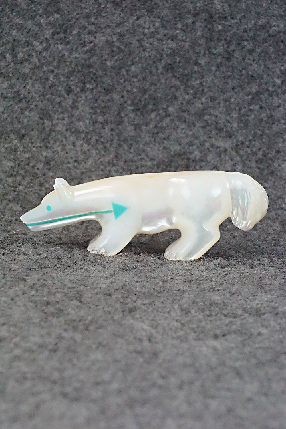 Wolf Zuni Fetish Carving - Andres Quandelacy