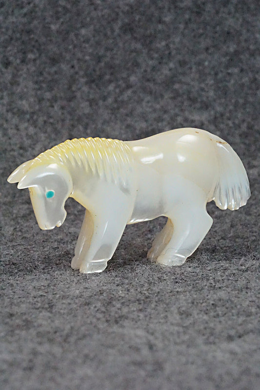 Horse Zuni Fetish Carving - Andres Quandelacy